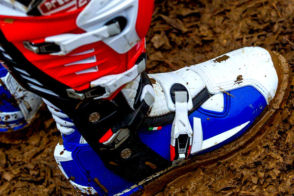 Motorcycle Boots | Making the Best Choice Based on Your Bike & Riding Style