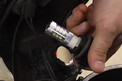Diode Dynamics® - XP80 LED Bulbs (3157, Red), Installation