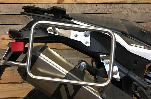 Giant Loop® PNMT19 - Round the World Black Pannier Mount Kits for