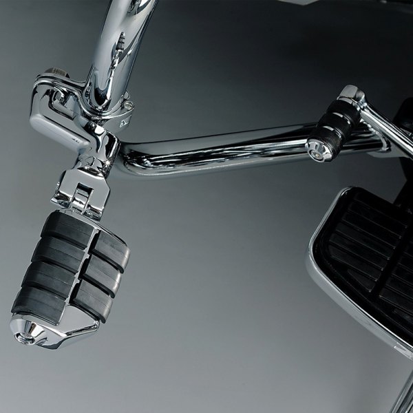 PIGU！ Kuryakyn® 7999 - Large ISO™ Offset Highway Pegs (Chrome