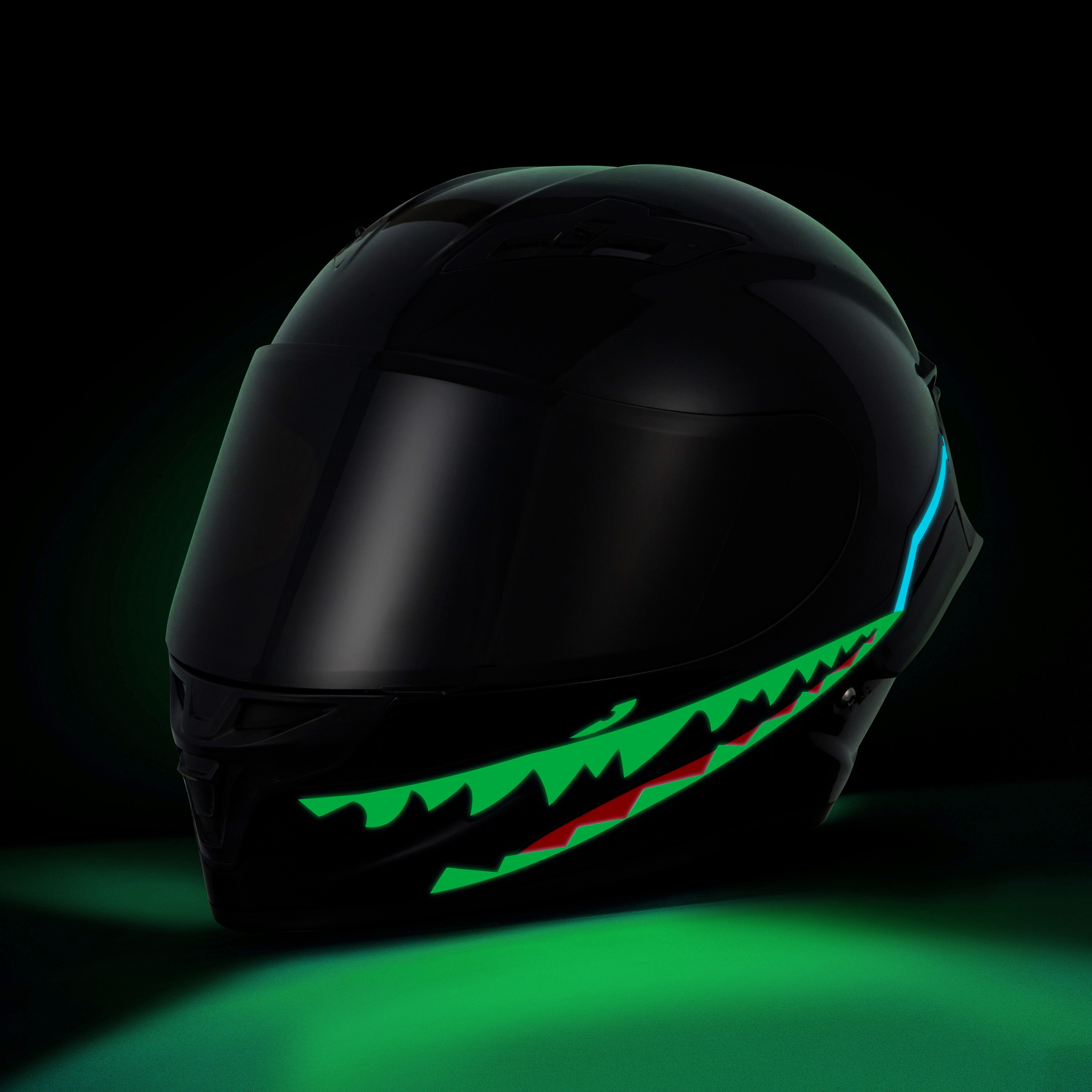 flashing light for motorcycle helmet Black Brake Free USB-C and easy installation for safer MACHSWON LED Motorcycle Helmet Light,Bike