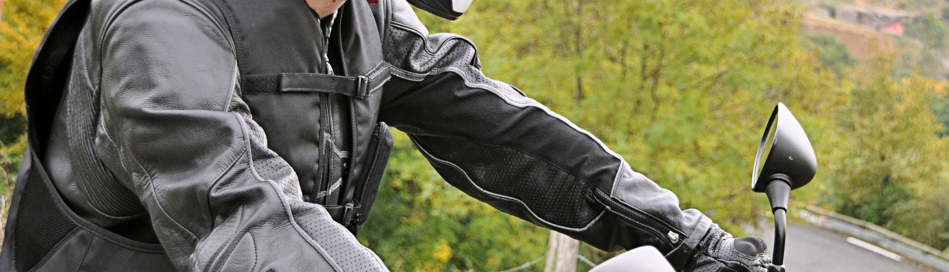Amazon.com: HELITE Unisex-Adult Adventure Motorcycle Airbag Jacket (Black,  6X-Large) : Automotive