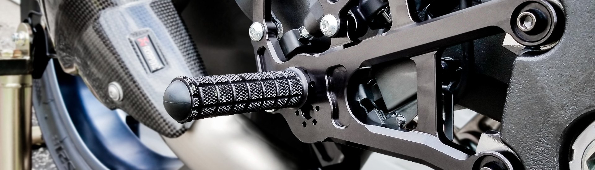 Motorcycle Foot Controls & Pegs