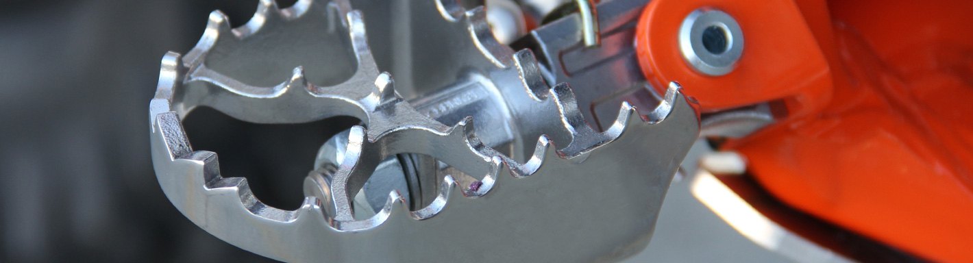 Motorcycle Pegs, Pedals & Hardware