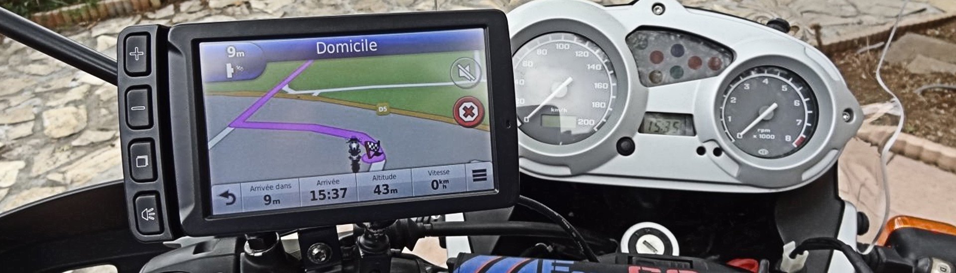 Universal Motorcycle GPS & Navigation
