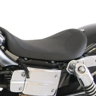 Mustang® - Runaround™ Solo Seat
