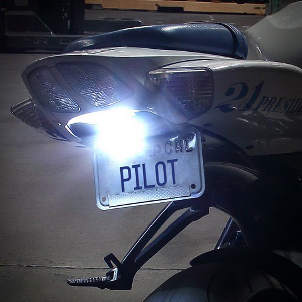 Pilot® - COB White LED Rock Lights
