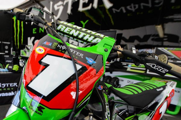 自転車本体 Renthal Carbon Renthal® 999-01-BU-07-184 - Twinwall Handlebar